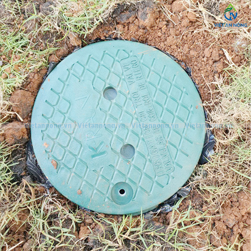 Tưới nhỏ giọt tự động cùng bộ hẹn giờ G75C cho cảnh quan biệt thự ở Bảo Lộc