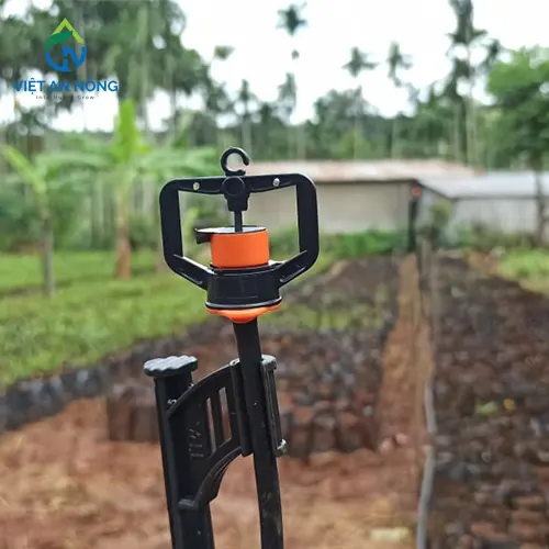 Béc Tưới Gốc AQ206HT