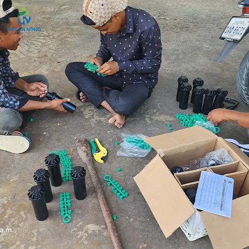 voi phun tuoi rps75i 13