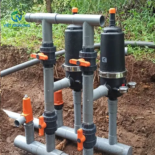 bec tuoi phun mua phu tan cho cay sau rieng 7