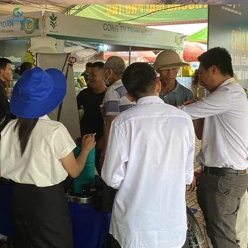 vietannong dong hanh cung le hoi sau rieng tai krong pac 8