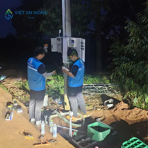 du-an-lap-dat-he-thong-dieu-khien-tuoi-tu-dong-cho-vuon-sau-rieng-tai-long-khanh