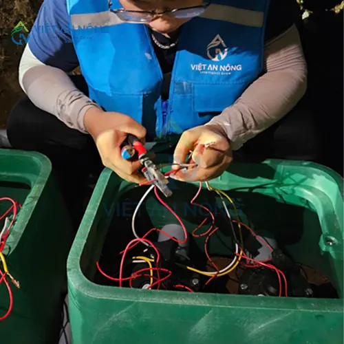 du-an-lap-dat-he-thong-dieu-khien-tuoi-tu-dong-cho-vuon-sau-rieng-tai-long-khanh