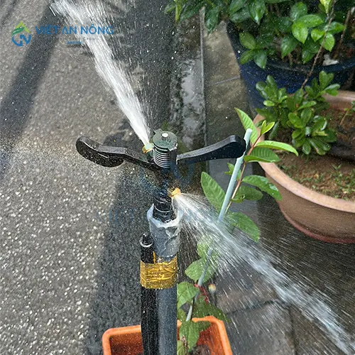 thiet ke he thong tuoi tu dong bao nhieu tien