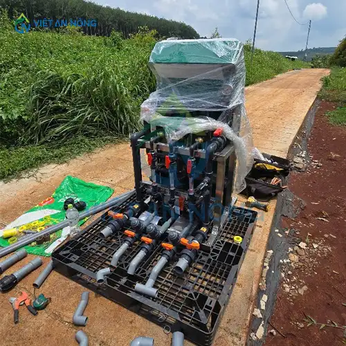 Thiết bị châm phân trong hệ thống tưới - Bảng giá bộ châm phân tự động