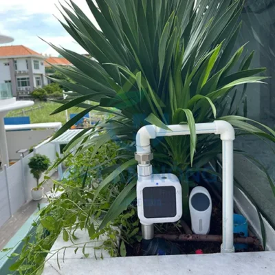 quan ly nong trai voi bo hen gio tuoi thong minh